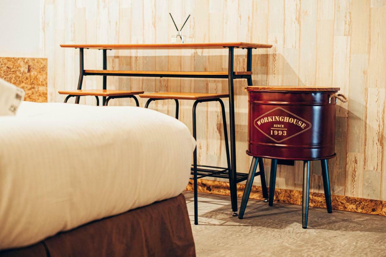 어롼 710 House 아파트 외부 사진